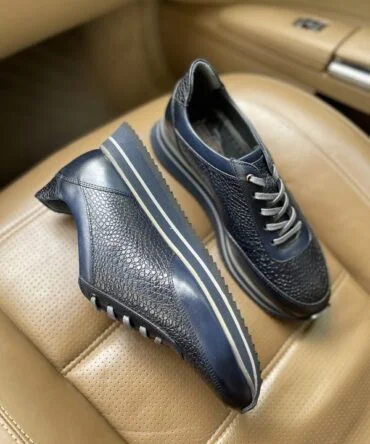 Кросівки шкіряні сині George