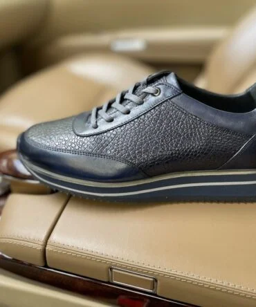 Кросівки шкіряні сині George