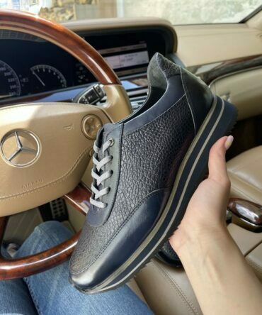 Кросівки шкіряні сині George