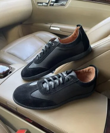 Кросівки шкіряні James Black