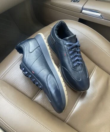 Зимові шкіряні кросівки Daniel