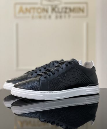 Кеди шкіряні чорні із тисненням «пітон» Eugene