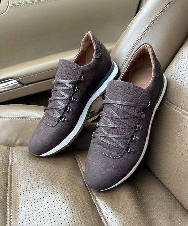 Кросівки чоловічі коричневі із тисненням Michael