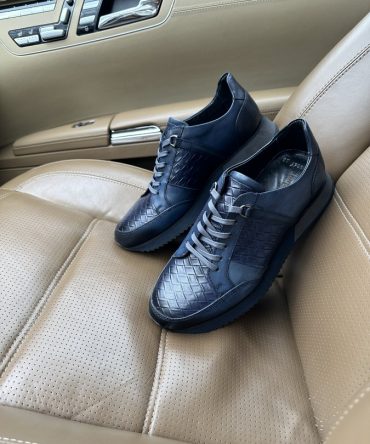 Сині чоловічі кросівки Braun