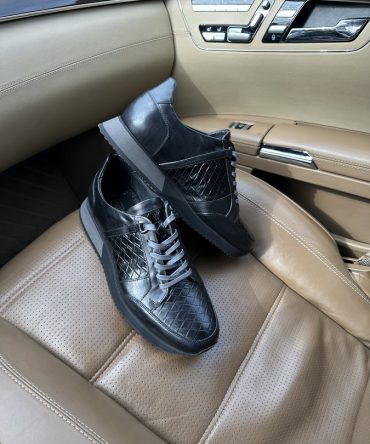 Чорні чоловічі кросівки Braun