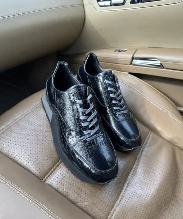 Кросівки шкіряні чорні Antuan