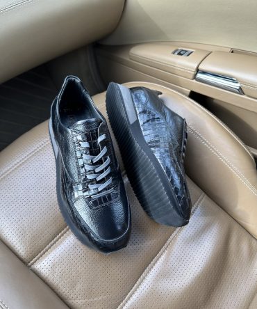 Кросівки шкіряні чорні Antuan