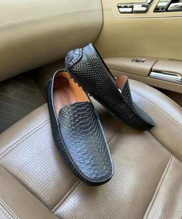 Шкіряні мокасини чорні Velemir