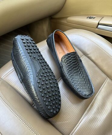 Шкіряні мокасини чорні Velemir