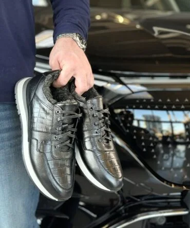 Кросівки чорні зимові Ernest