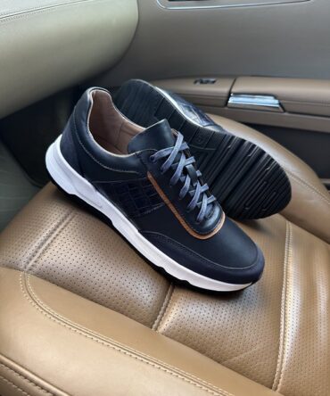 Кросівки шкіряні синього кольору Tim