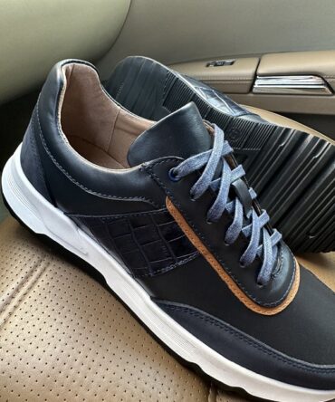 Кросівки шкіряні синього кольору Tim