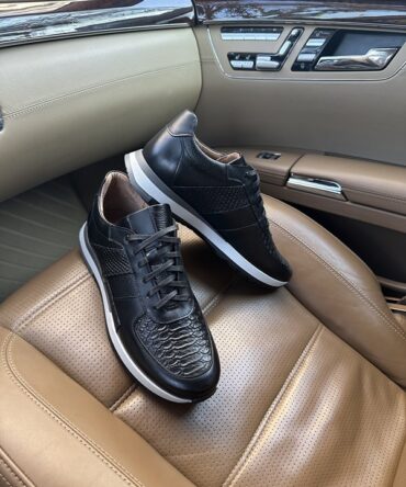 Кросівки шкіряні чорного кольору Luke