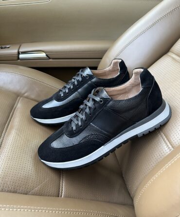 Кросівки шкіряні чорного кольору Hilarion