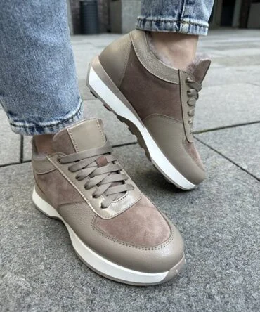 Кросівки жіночі шкіряні темний беж Lucy