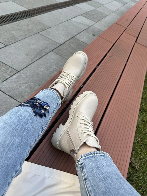 Черевички жіночі шкіряні бежеві Astra