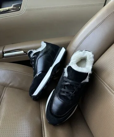 Кросівки жіночі шкіряні чорні Lucy