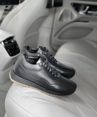 Кросівки шкіряні чорні Wave