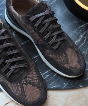 Кросівки з пітоном натуральним коричневі Ed